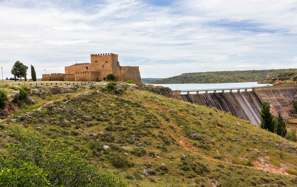 El Castillo de Peñarroya, santuario medieval de La Mancha SaberSabor