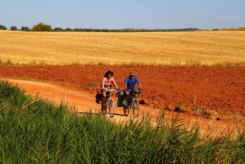 ruta del quijote en bicicleta por Campo de Montiel