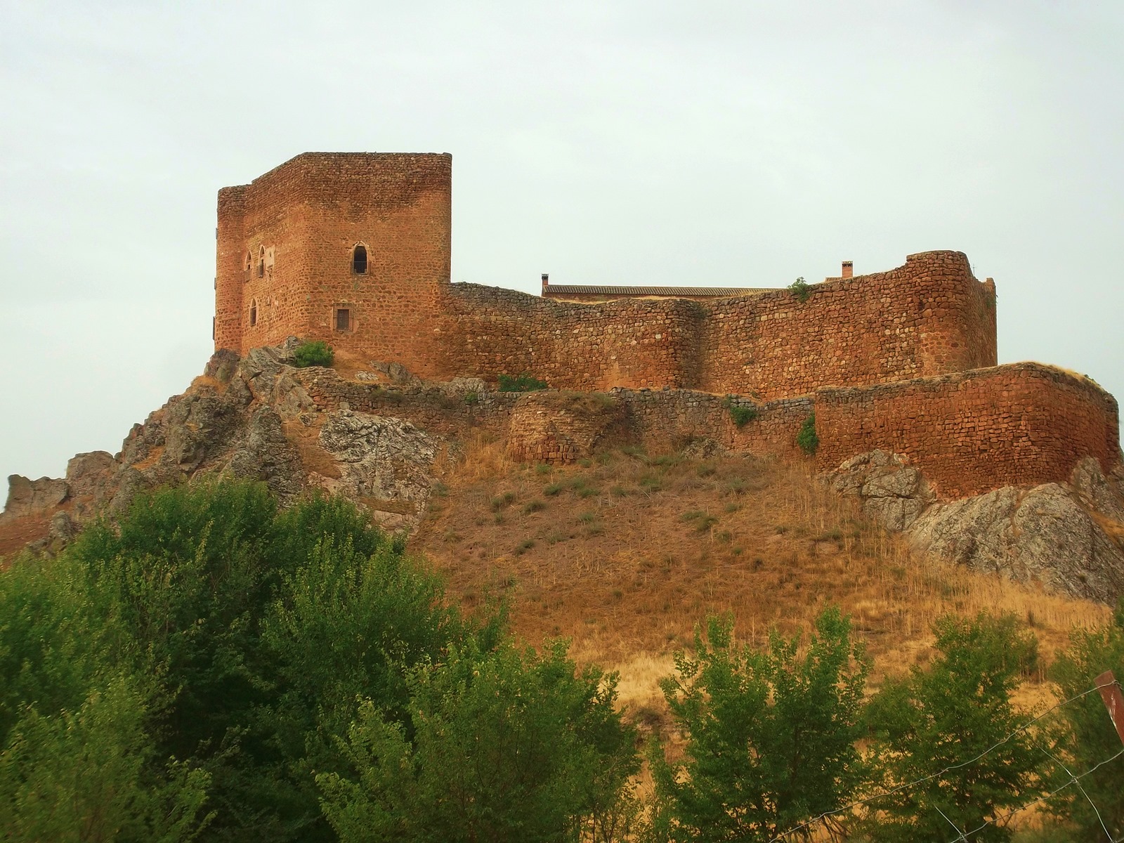 Vista del Castillo de Montizón, Villamanrique