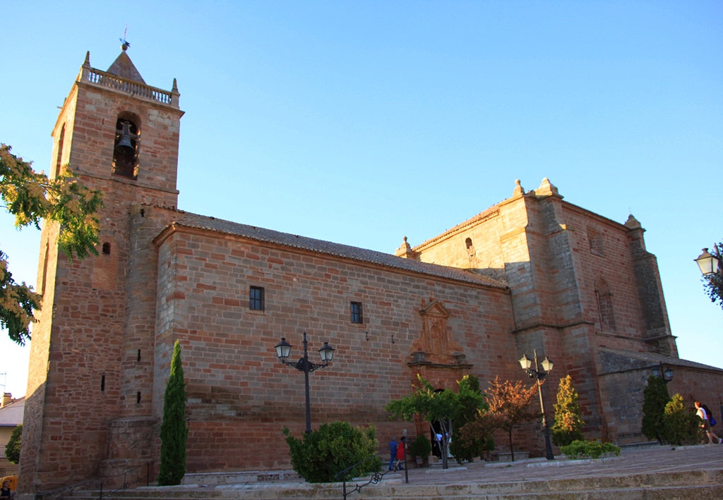 Iglesia de Nuestra Señora de los Olmos, Torre de Juan Abad